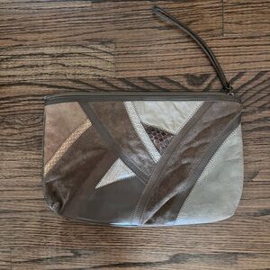 Vintage 80’s clutch